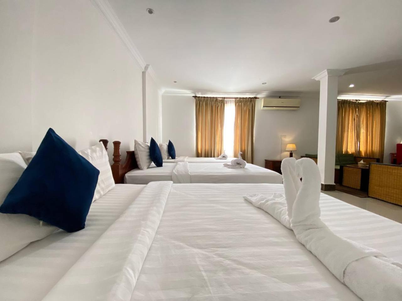 The Blanc Residence Siem Reap Bagian luar foto